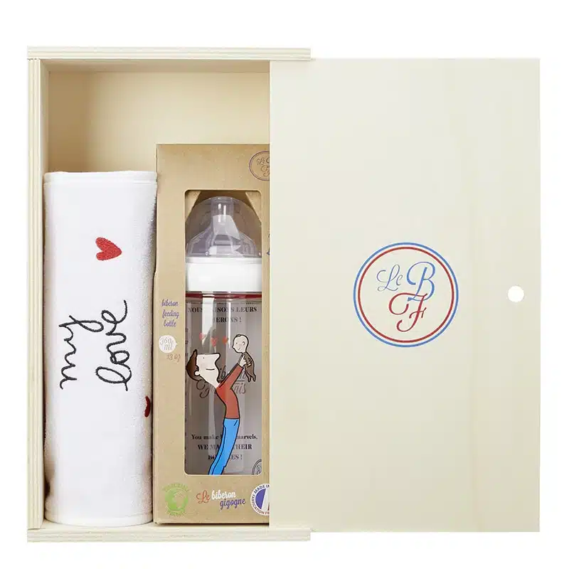 DARČEKOVÝ DREVENÝ BOX LE BIBERON FRANCAIS S PODBRADNÍKOM MY LOVE A DOJČENSKOU FĽAŠOU FATHER BABY, 360ML, 6+M