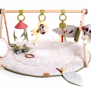 Hracia deka s drevenou hrazdou Boho Chic