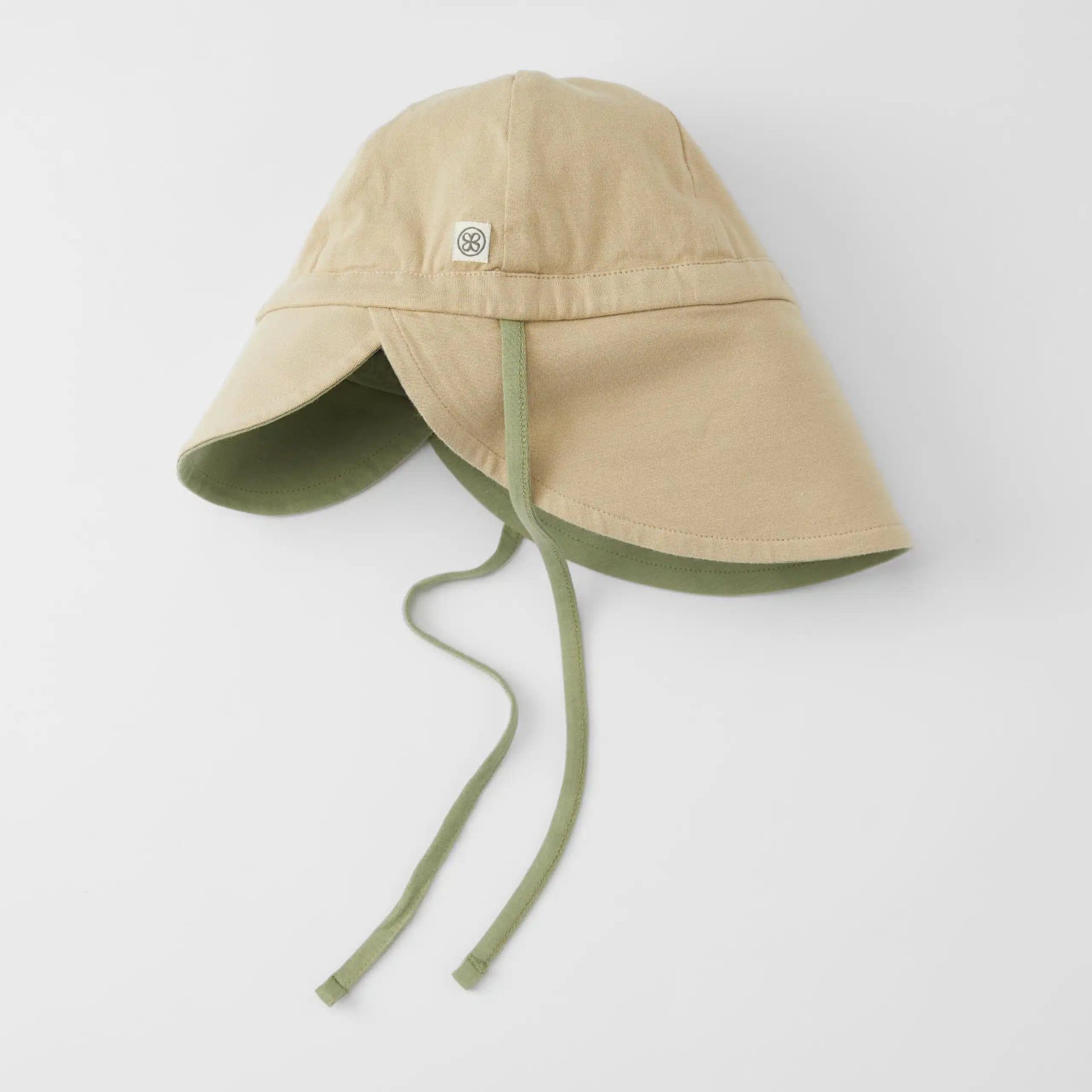 OBOJSTRANNÝ KLOBÚČIK UPF50+ CLOBY OLIVE GREEN/ SANDY BEACH 0-6M – Obrázok 3
