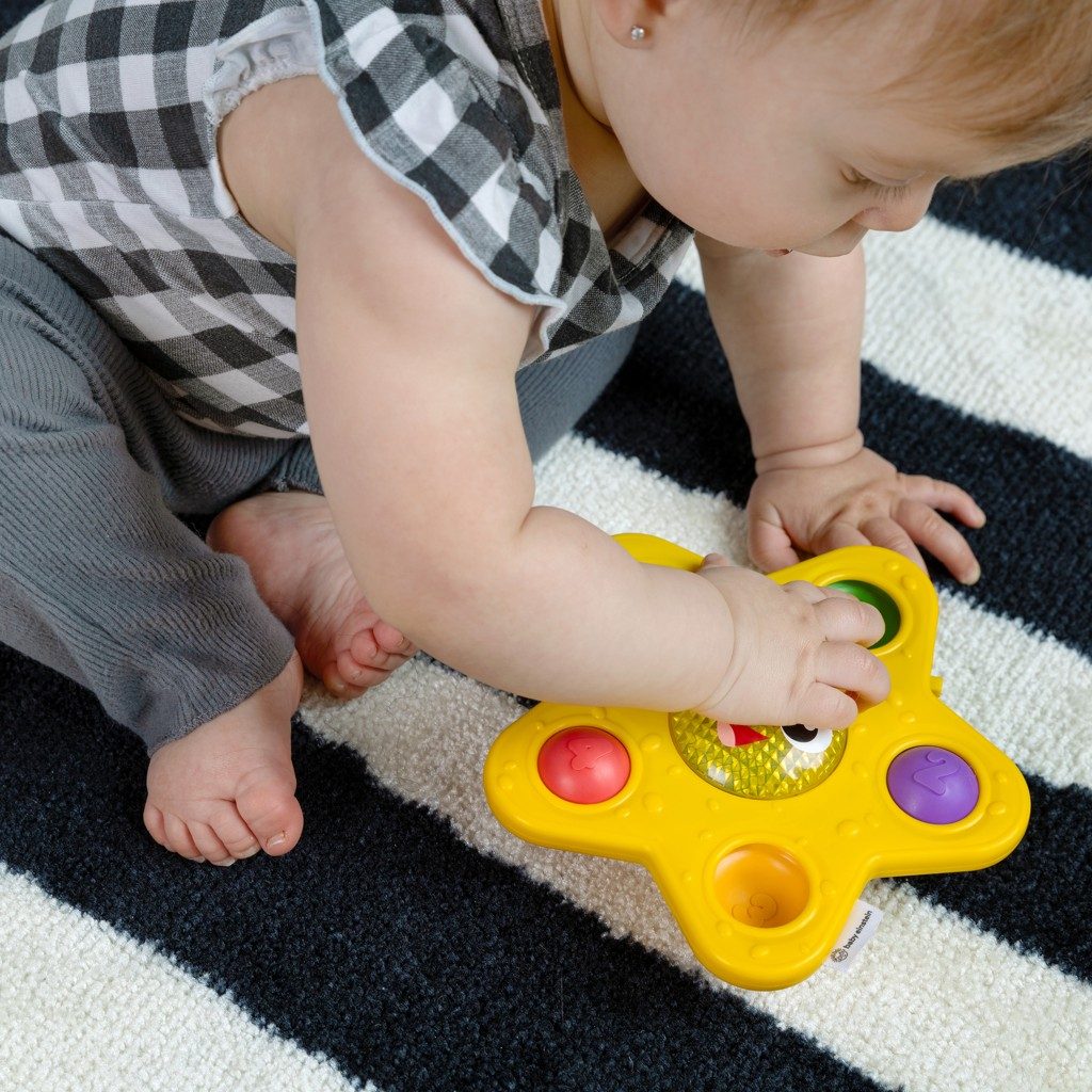 BABY EINSTEIN Hračka aktívna s prísavkou Pop & Glow Starfish™ 6m+ – Obrázok 5
