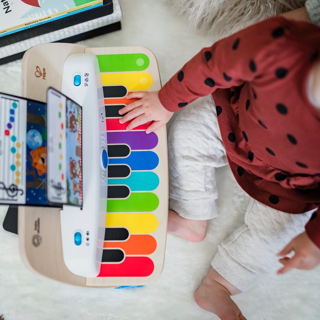 BABY EINSTEIN Hračka drevená hudobná piano Together in Tune Piano™ Connected Magic Touch™ HAPE 12m+ – Obrázok 9