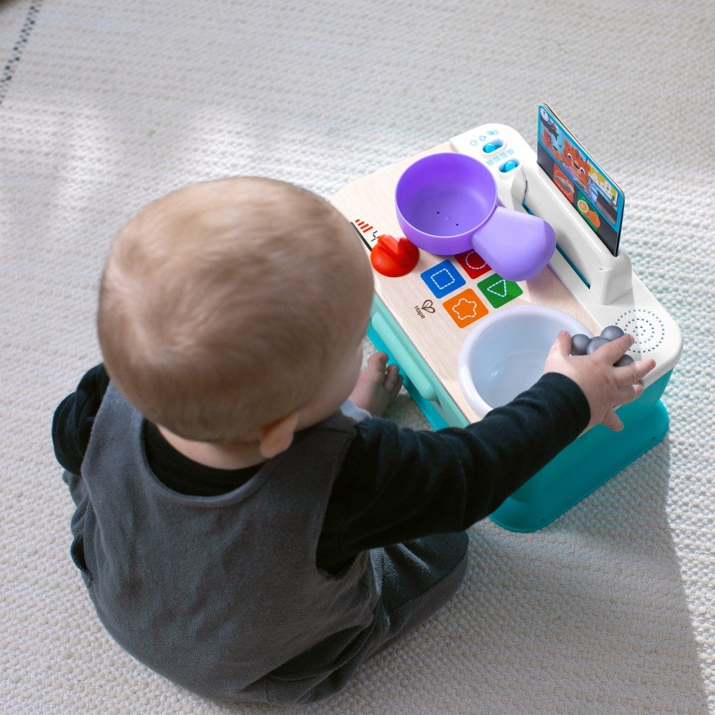 BABY EINSTEIN Hračka hudobná Kuchynka Magic Touch Kitchen™ Pretend to Cook HAPE 9m+ – Obrázok 13