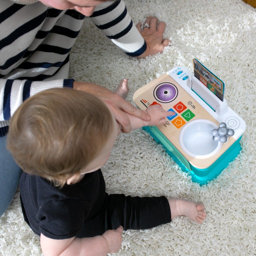 BABY EINSTEIN Hračka hudobná Kuchynka Magic Touch Kitchen™ Pretend to Cook HAPE 9m+ – Obrázok 17