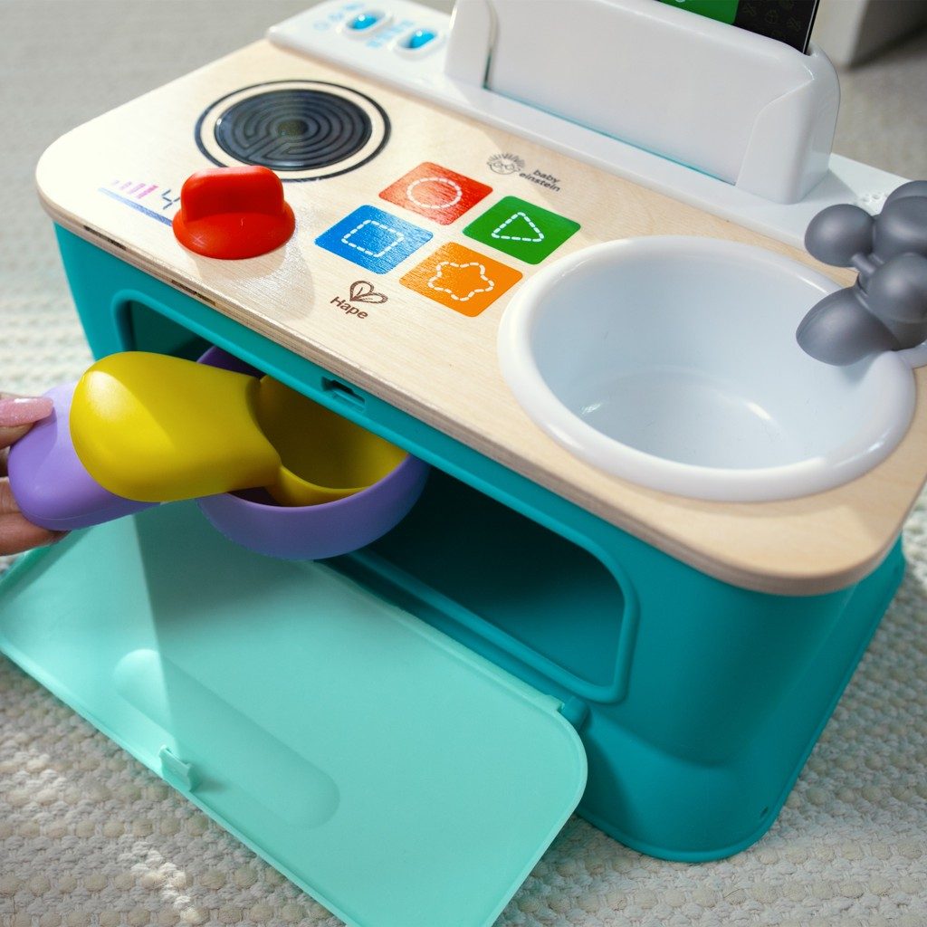 BABY EINSTEIN Hračka hudobná Kuchynka Magic Touch Kitchen™ Pretend to Cook HAPE 9m+ – Obrázok 8