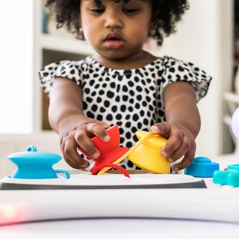 BABY EINSTEIN Stolík aktívny Curiosity 12m+ – Obrázok 7