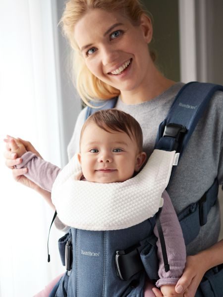 BABYBJÖRN Podbradník na Nosič One Tencel 1 ks – Obrázok 3