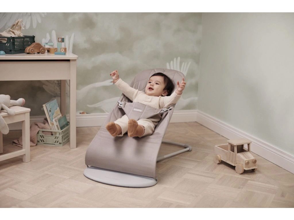 BABYBJÖRN Lehátko Bliss Woven Petal, Sand grey, svetlá šedá konštrukcia – Obrázok 4