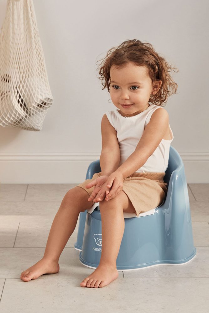 BABYBJÖRN Nočník kreslieko Deep Blue/White – Obrázok 3