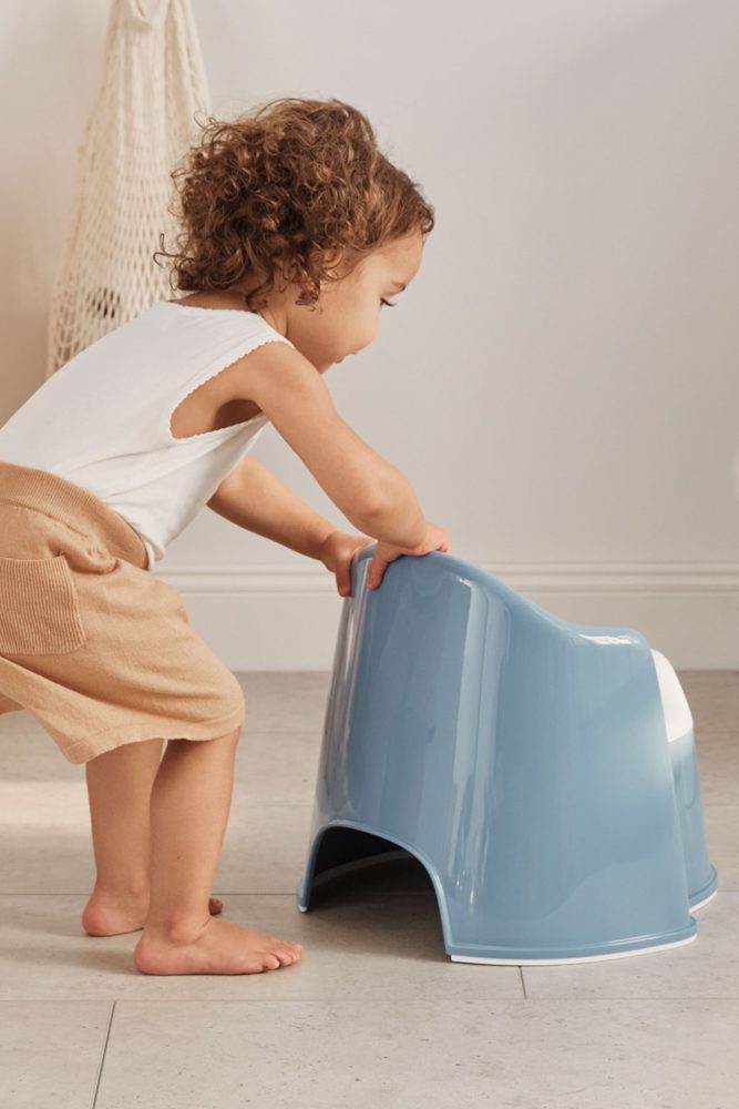 BABYBJÖRN Nočník kreslieko Deep Blue/White – Obrázok 5