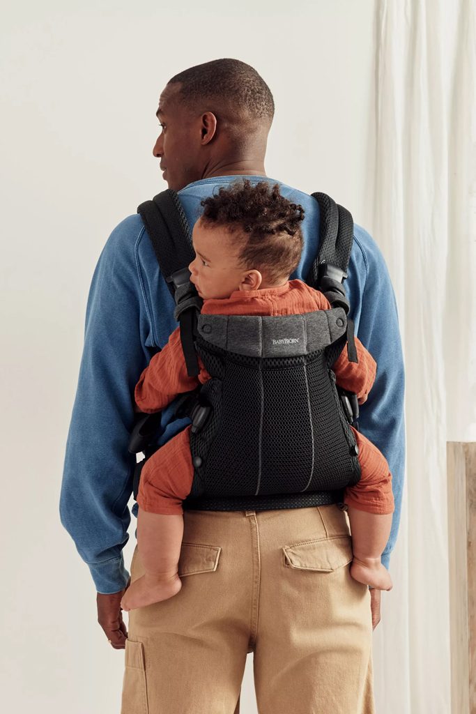 BABYBJÖRN Nosič Harmony Black 3D mesh, do 15 kg – Obrázok 7