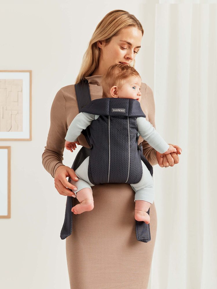 BABYBJÖRN Nosič Mini, Anthracite Mesh – Obrázok 3