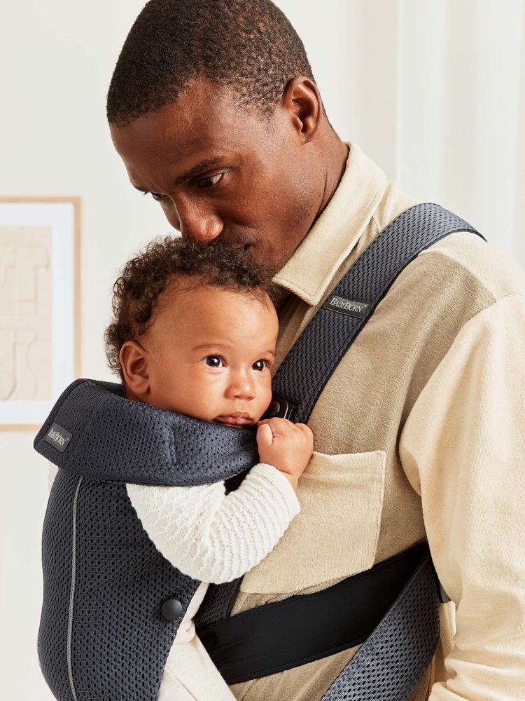 BABYBJÖRN Nosič Mini, Anthracite Mesh – Obrázok 6