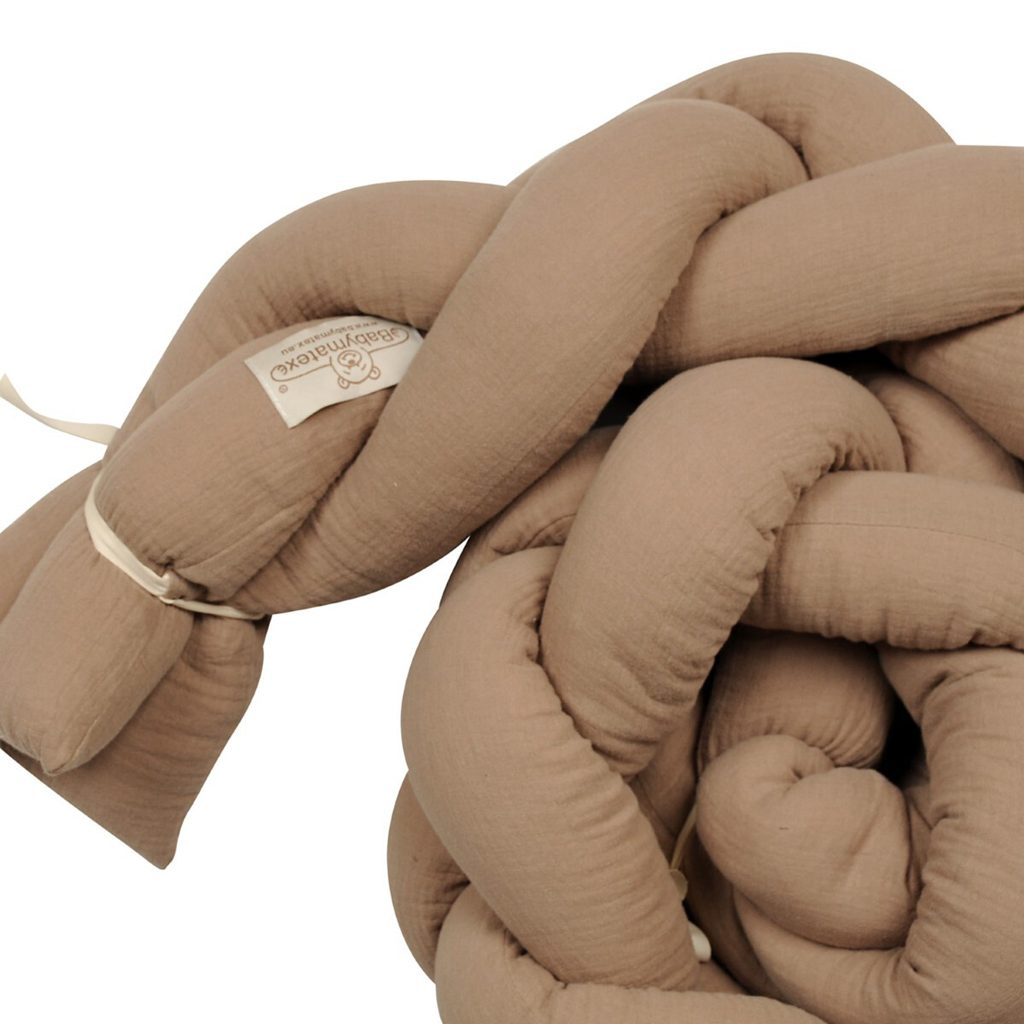 BABYMATEX Chránič do postieľky mušelin pletený vrkoč - hnedý 200 cm – Obrázok 10