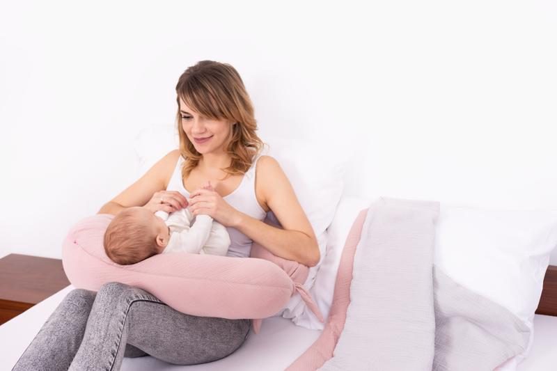 BABYMATEX Vankúš na dojčenie mušelínový Moon Staroružová 260 cm – Obrázok 3