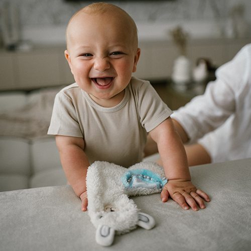 BABYONO Hračka maznáčik Lama Lulu modrá 0m+ – Obrázok 4