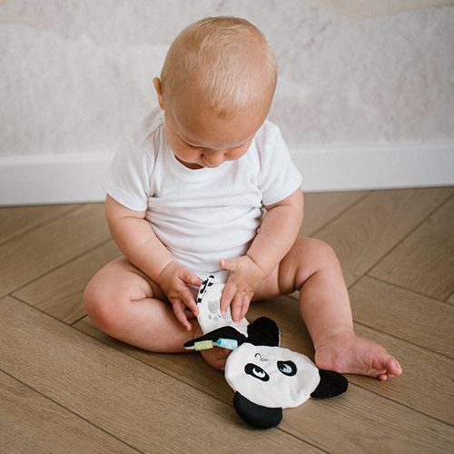 BABYONO Hračka maznáčik Panda Polly 3m+ – Obrázok 6