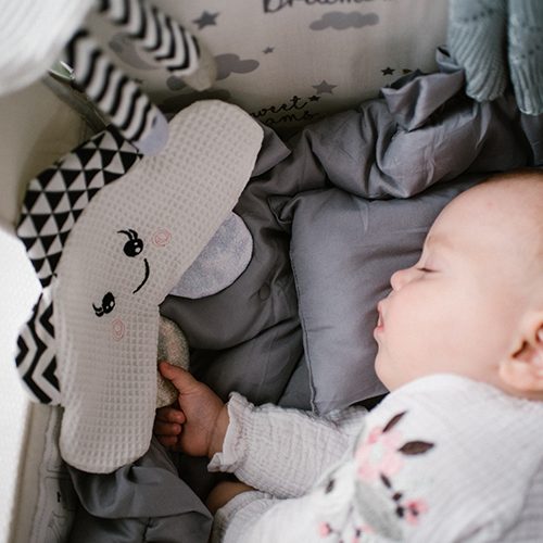 BABYONO Hračka maznáčik Blinky Cloud 0m+ – Obrázok 3