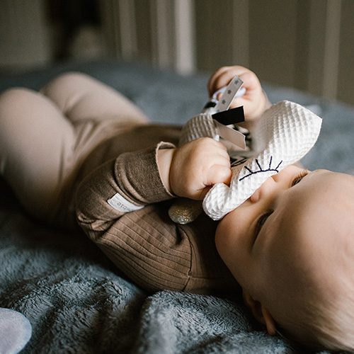 BABYONO Hračka maznáčik Happy Panda 0m+ – Obrázok 4