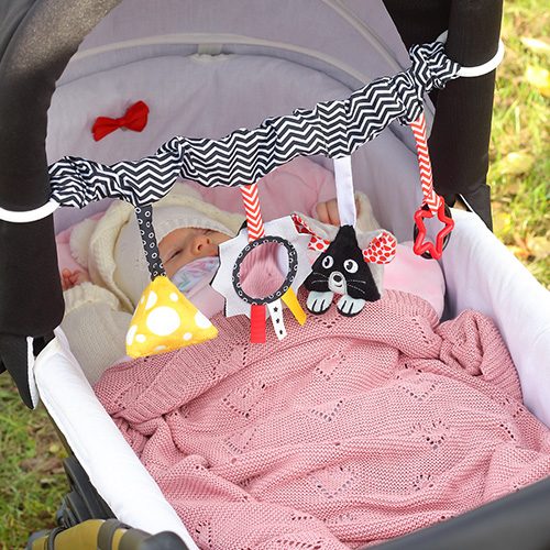 BABYONO Hračka závesná multifunkčná Cheese and Skip – Obrázok 10