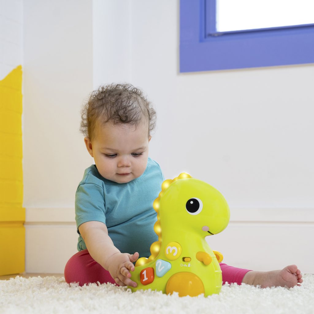 BRIGHT STARTS Hračka hudební světelná pohyblivá Dino, 6m+ – Obrázok 6