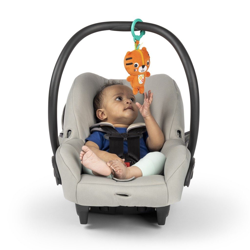 BRIGHT STARTS Hrkálka plyšová na C krúžku tiger Jingle Joy™ 0m+ – Obrázok 4