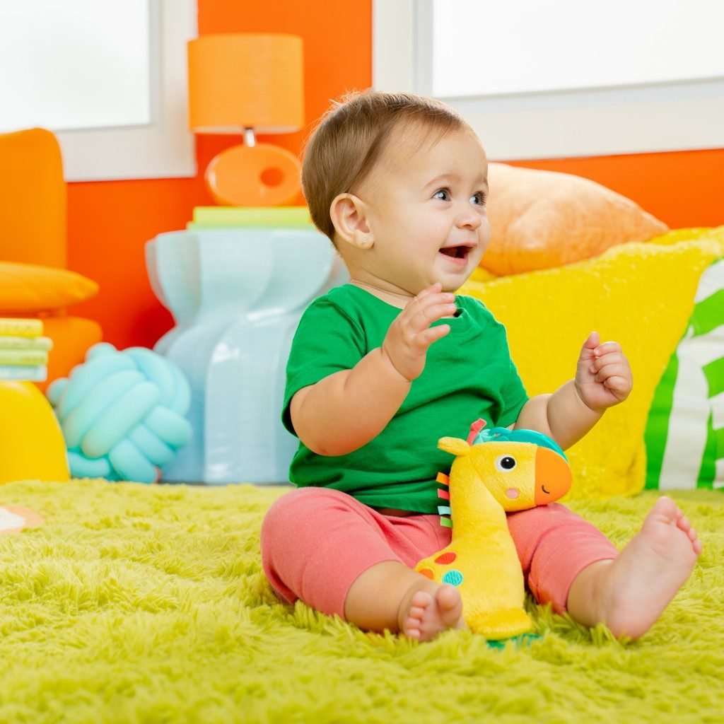 BRIGHT STARTS Hrkálka/hryzačka na C krúžku žirafa Safari Soother™ 0m+ – Obrázok 5
