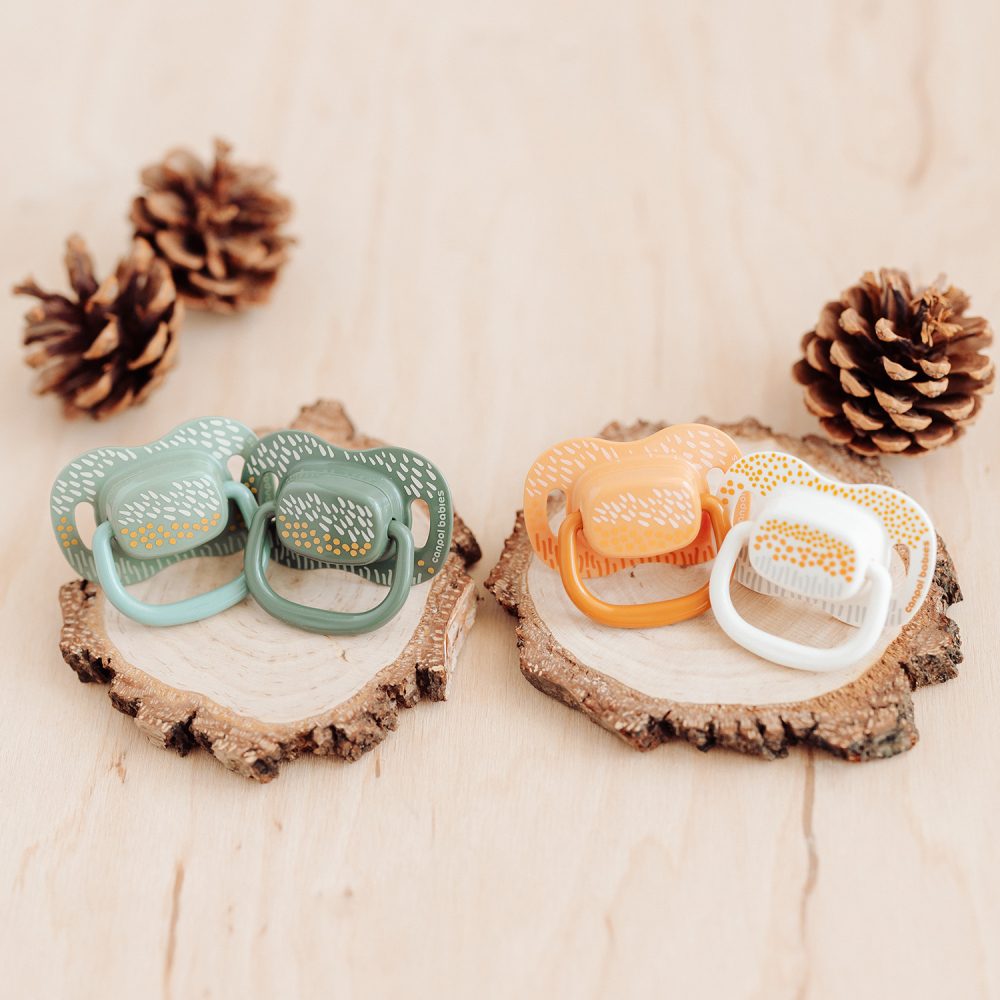CANPOL BABIES Set symetrických silikónových cumlíkov Mountains 0-6m 2ks žltý – Obrázok 11