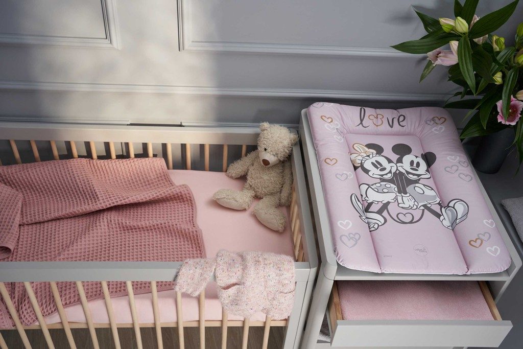 CEBA Podložka prebaľovacia mäkká na komodu (50x70) Disney Minnie & Mickey Pink – Obrázok 5