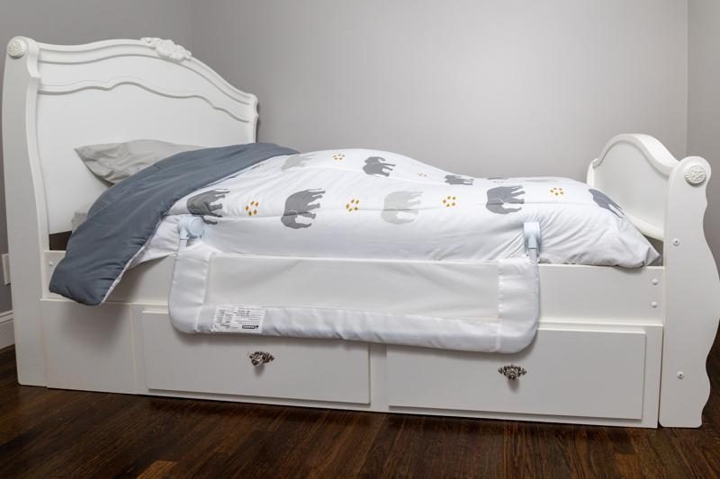 DREAMBABY Zábrana bezpečnostná Maggie na posteli Extra veľká 110x50 cm biela – Obrázok 7
