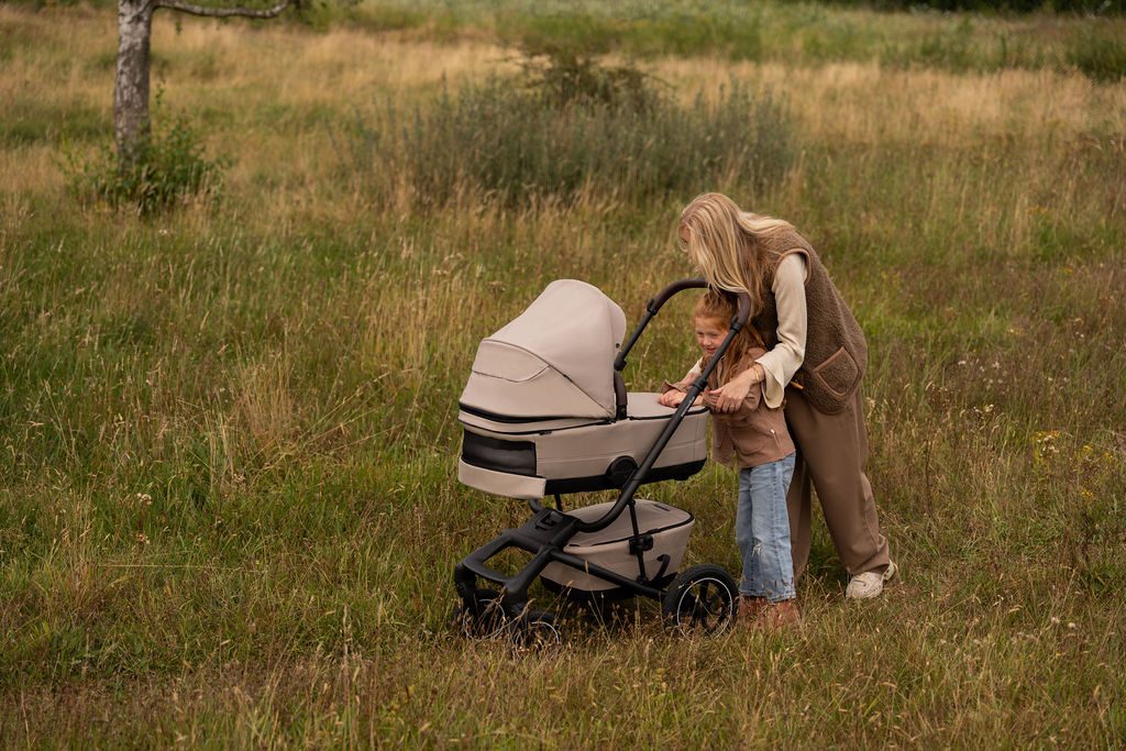 EASYWALKER Kočík kombinovaný Jimmey Explore Pearl Taupe AIR + CYBEX Aton B2 i-Size + základňa – Obrázok 24