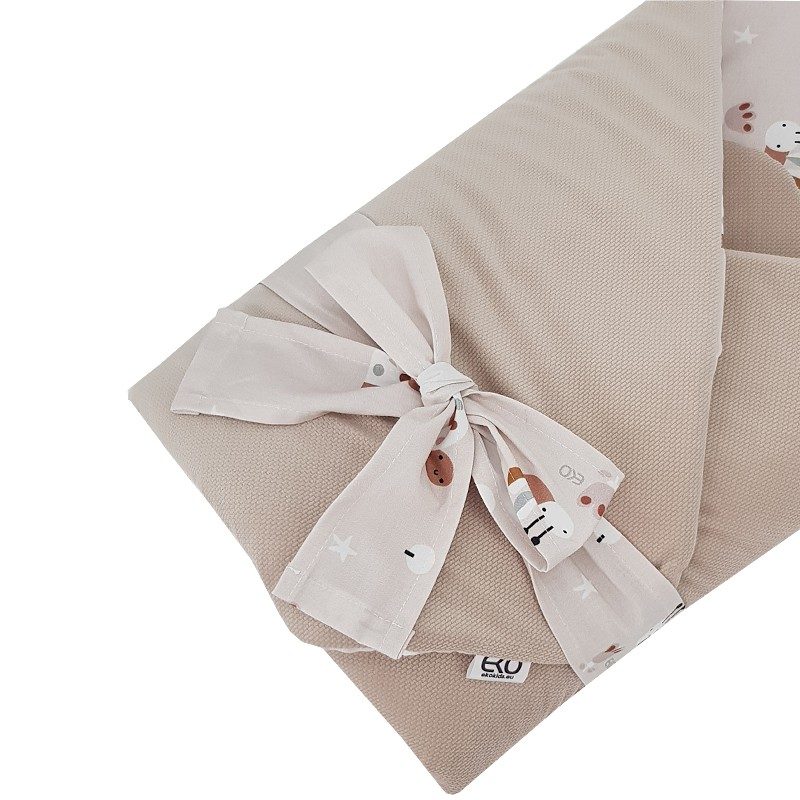 EKO Zavinovačka bavlnená s kokosovou vyberateľnou vložkou VELVET Bees Beige 75x75 cm – Obrázok 4
