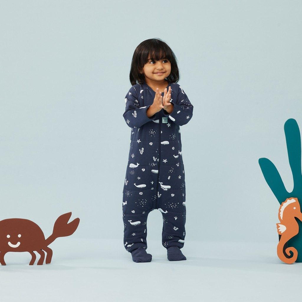 ERGOPOUCH Overal na spanie organická bavlna Onesie Whale 2-3 r, 2,5tog – Obrázok 4