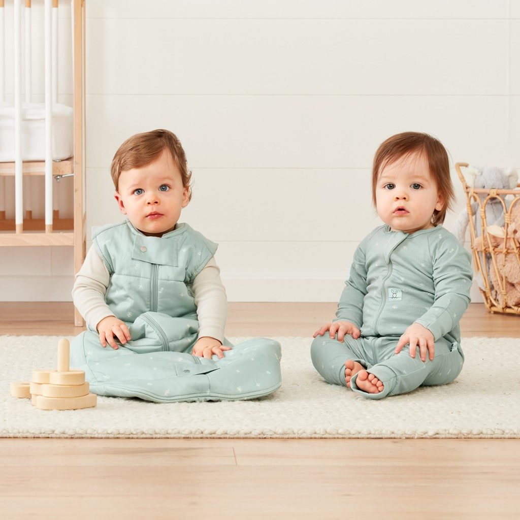 ERGOPOUCH Vak na spanie organická bavlna Sheeting Sage 8-24 m, 8-14 kg, 2,5 tog – Obrázok 8