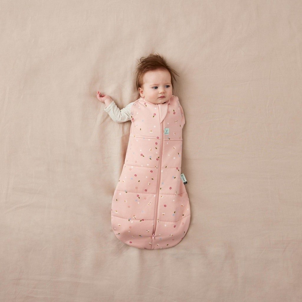ERGOPOUCH Zavinovačka a vak na spanie 2v1 Cocoon Daisies 0-3 m, 3-6 kg, 2,5 tog – Obrázok 5