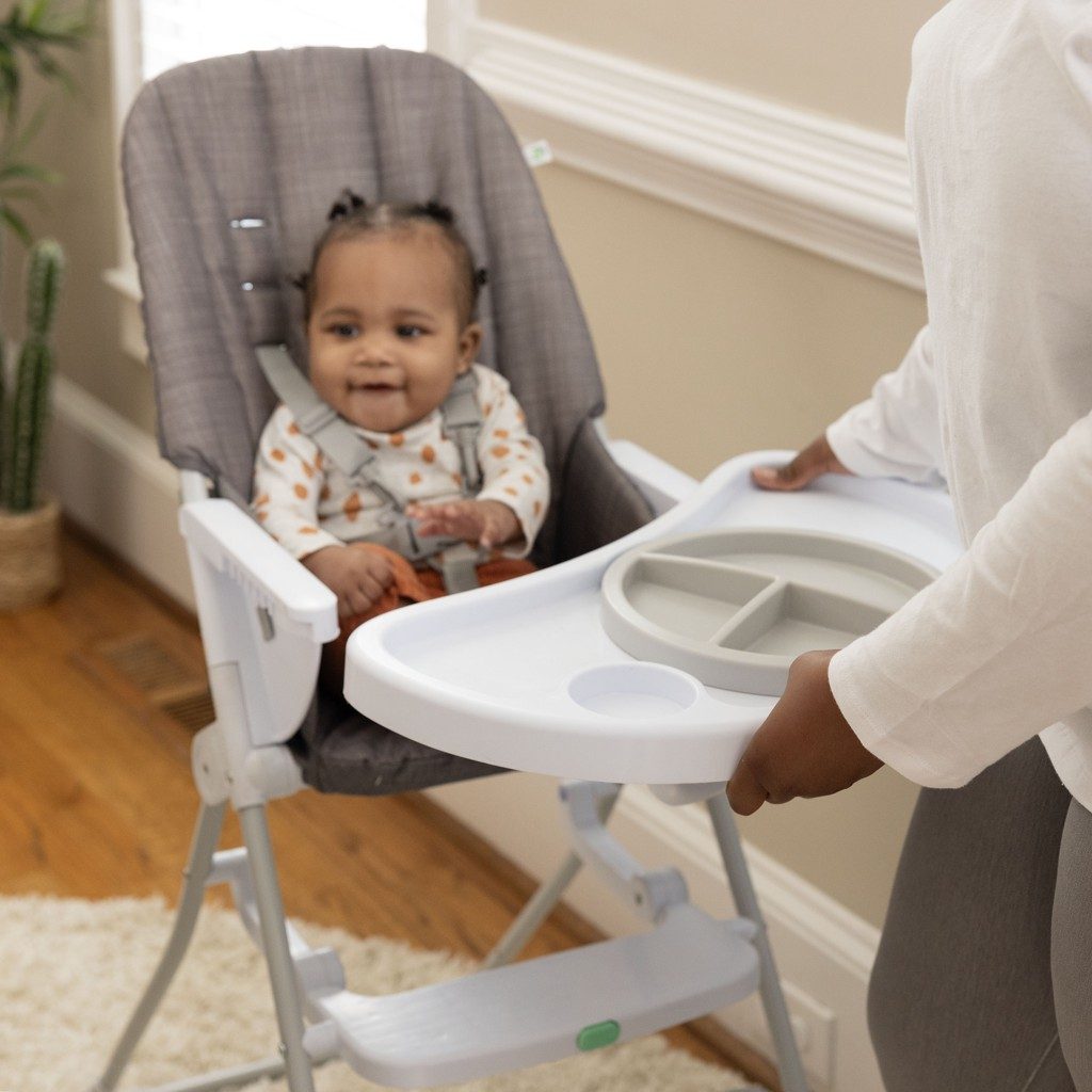 INGENUITY Stolička jedálenská skladacia Sun Valley™ Grey 6m+ do 15 kg – Obrázok 14