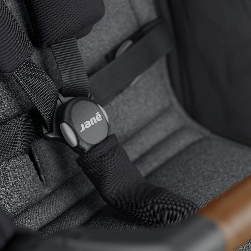 JANÉ Kočík kombinovaný Muum Pro 2 + korba Micro Pro 2 + autosedačka Koos i-size, Dim Grey – Obrázok 14