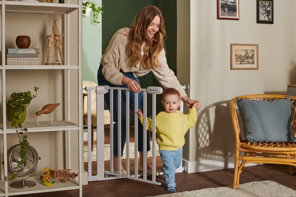 KINDERKRAFT Zábrana detská Lock&Go white – Obrázok 5