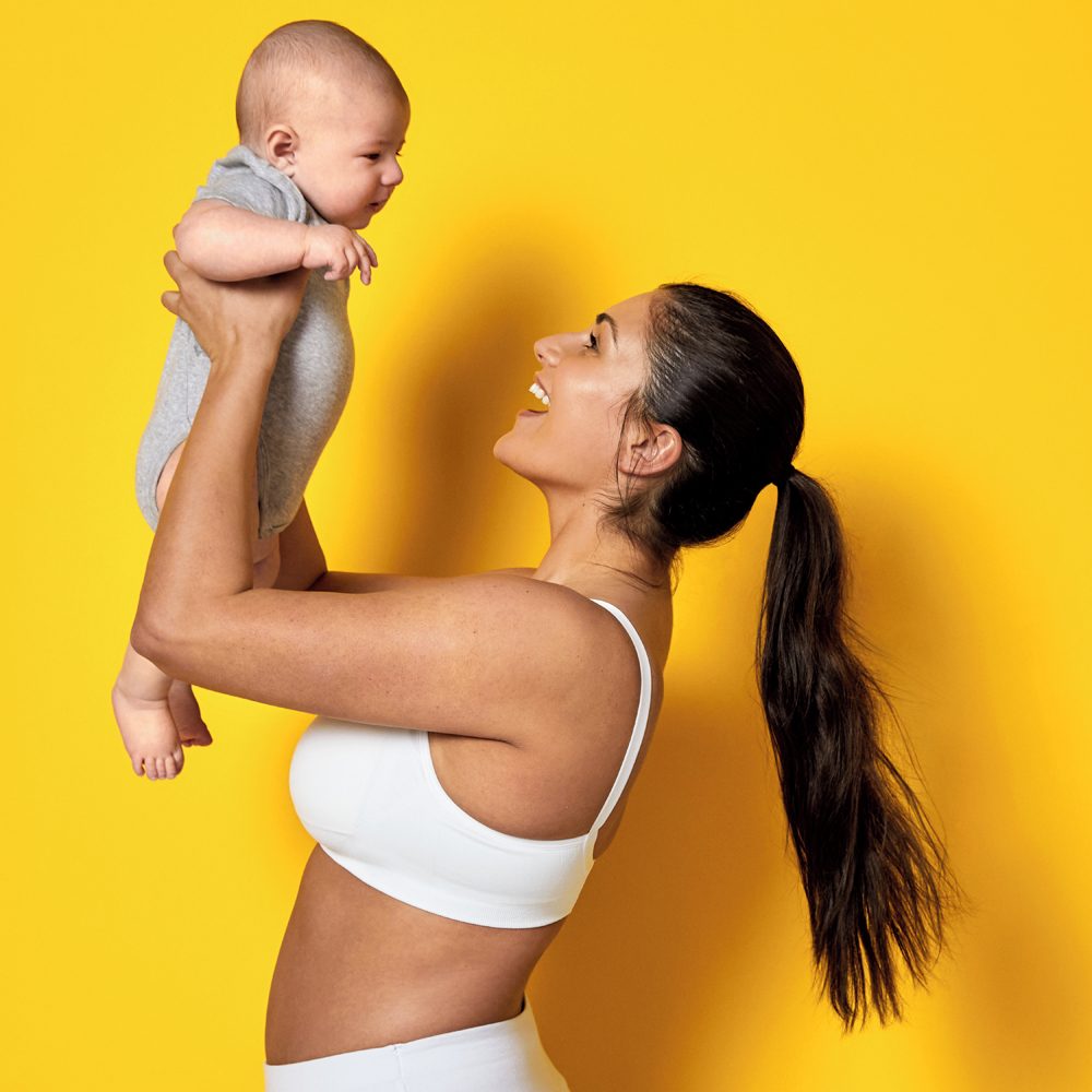 MEDELA Podprsenka tehotenská a dojčiaca ultra Keep Cool, biela XXL – Obrázok 5