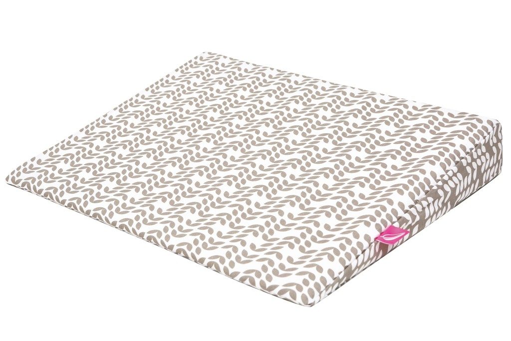 MOTHERHOOD Vankúš klin Beige Classics new 60x45x9 cm, 0-6 m – Obrázok 4