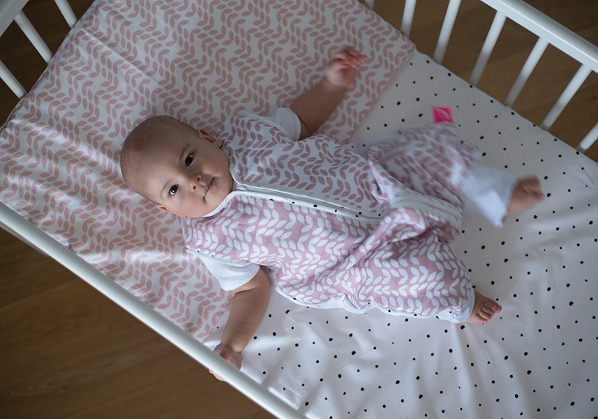 MOTHERHOOD Vak spací mušelínový s nohavicami Beige Classics 12-18m 0,5 tog – Obrázok 6