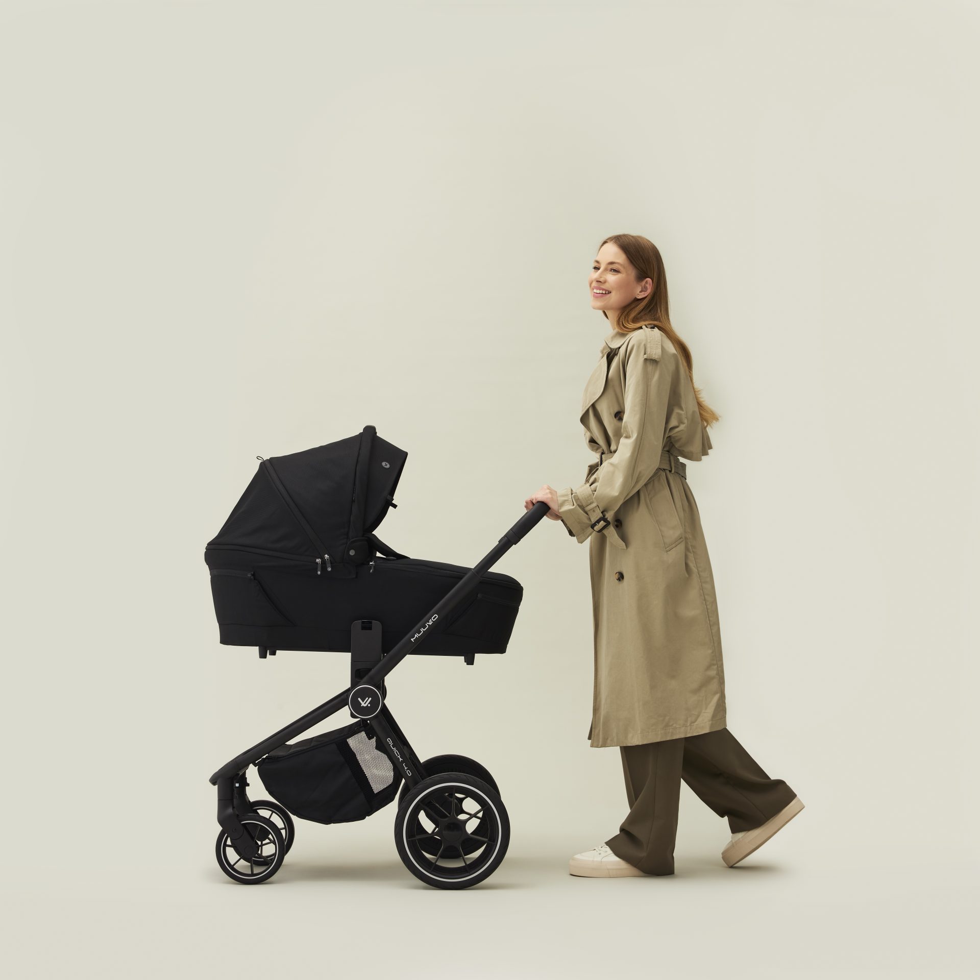 MUUVO Kočík kombinovaný Quick 4.0 Classic black set 2v1 + CYBEX Aton B2 i-Size + základňa – Obrázok 22