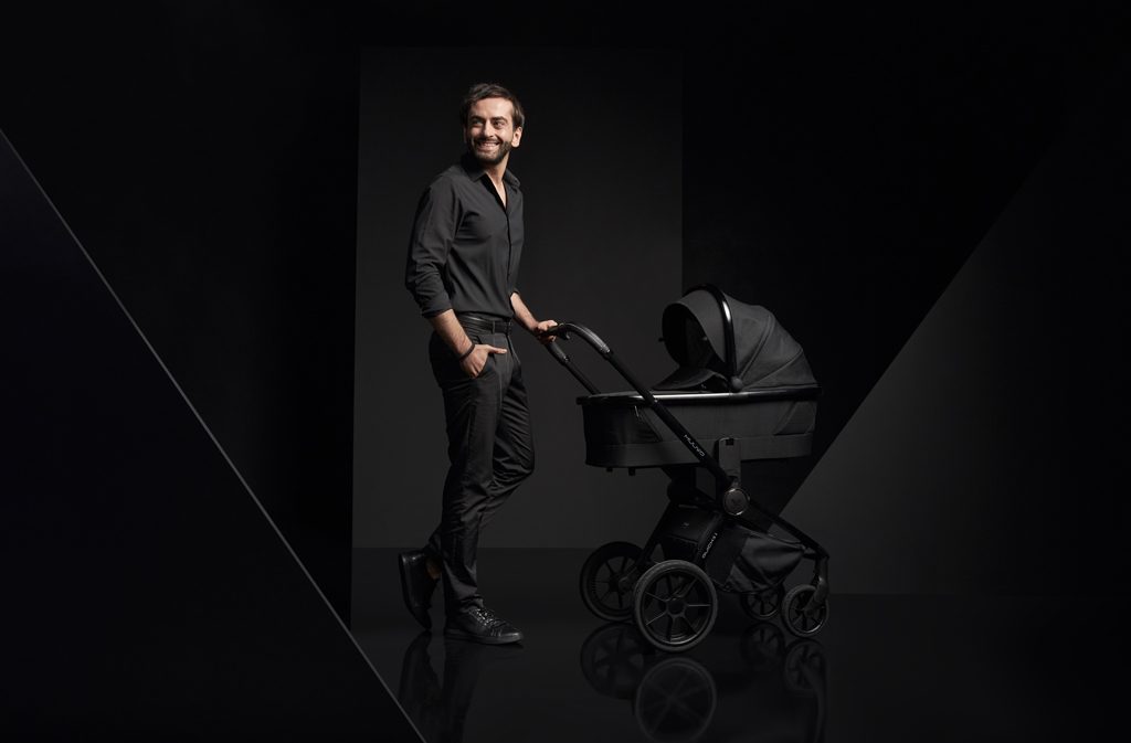 MUUVO Kočík kombinovaný Quick SE 2 Chromium black set 2v1 + CYBEX Aton B2 i-Size + základňa – Obrázok 25