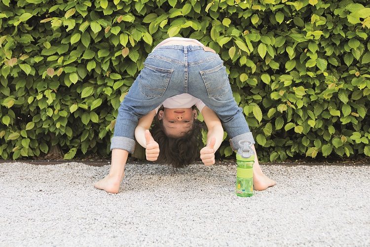 NUBY Fľaša športová s mäkkou sklopiteľnou slamkou 360 ml, zelená, 3+ – Obrázok 4