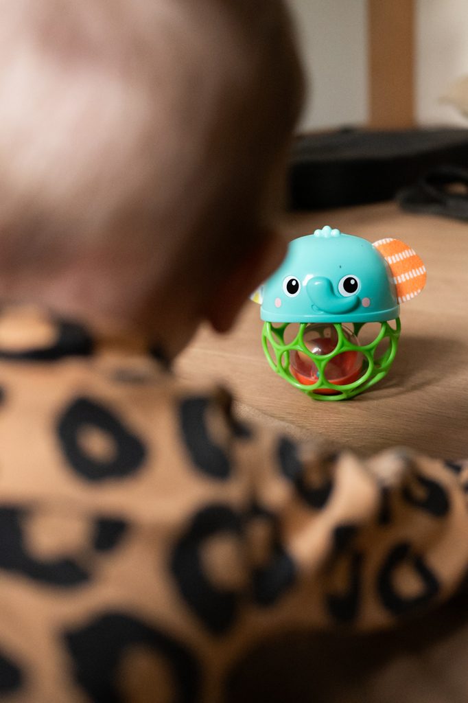 OBALL Hračka hudobná svietiaca Giggle & Glow™ 3m+ – Obrázok 8