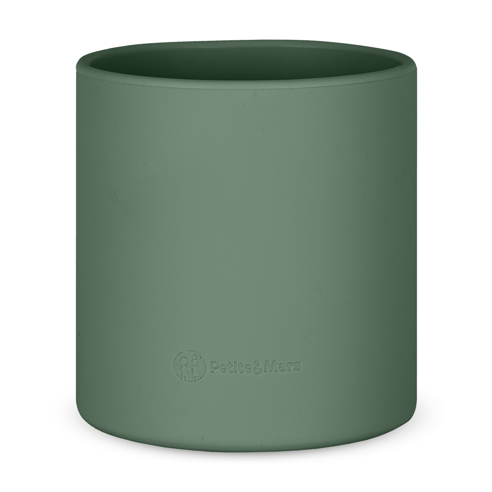 PETITE&MARS Hrnček silikonový Take&Match Misty Green 6m+ – Obrázok 2