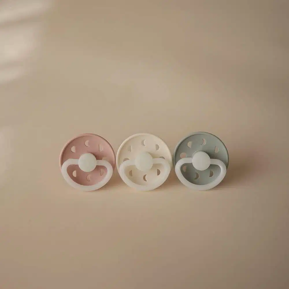 CUMLÍK FRIGG MOON PHASE BLUSH NIGHT, 0- 6M, SILIKÓN – Obrázok 3