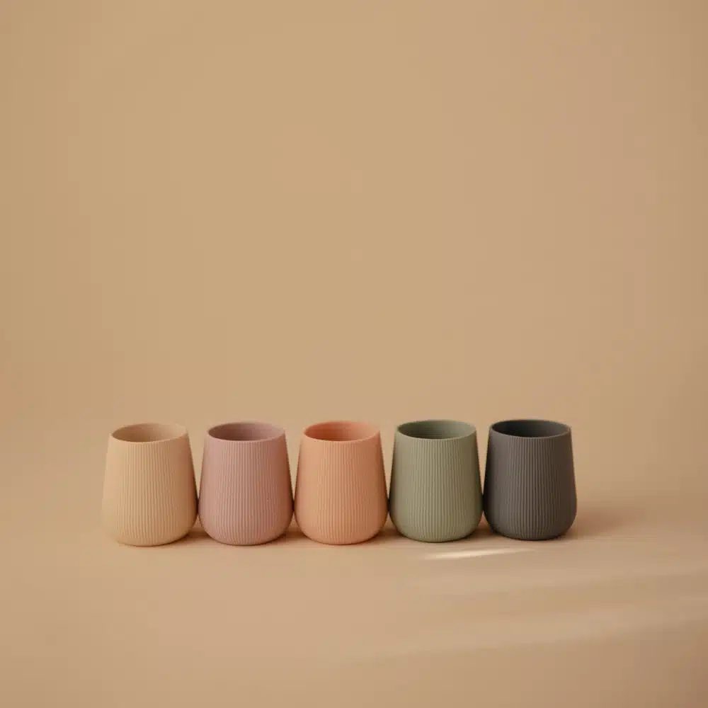 SILIKÓNOVÝ ŠTARTOVACÍ POHÁRIK MUSHIE - BLUSH – Obrázok 2