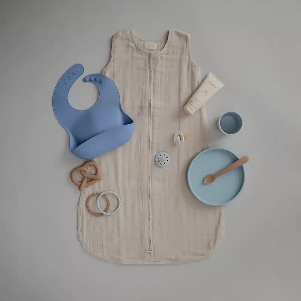 SILIKÓNOVÝ TANIERIK MUSHIE - POWDER BLUE – Obrázok 4
