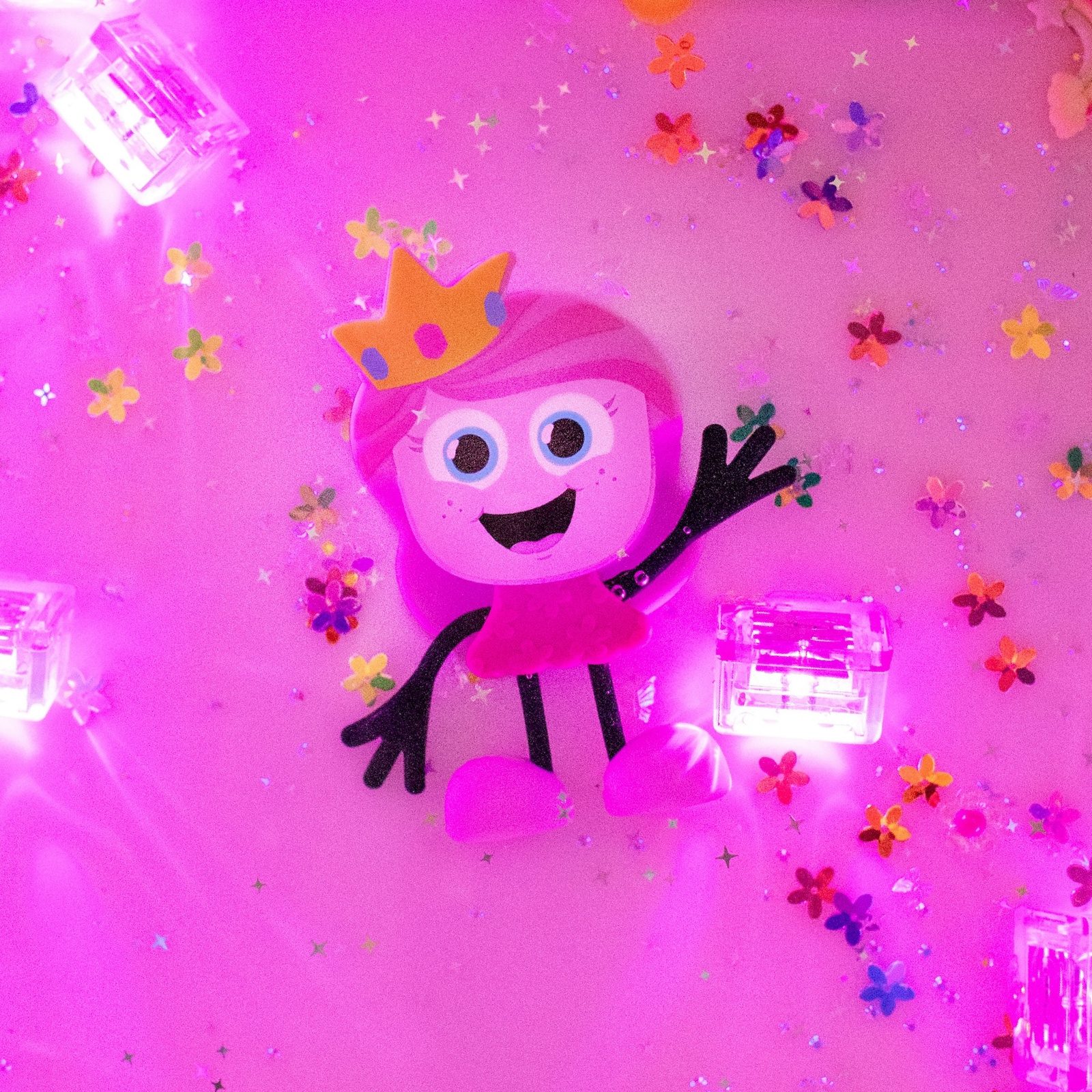 Sada Figúrka Princess Ida a 2 senzorické svietiace kocky do vody – Obrázok 7